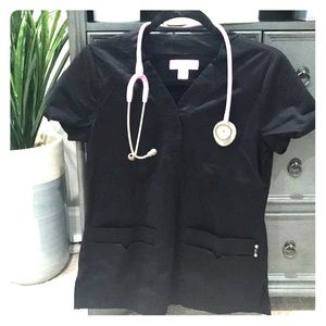 KOI LIKE NEW SCRUB TOP